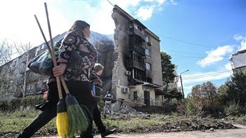لجنة التحقيق الروسية: قوات كييف تعمّدت نشر الأسلحة بين المباني السكنية في باخموت