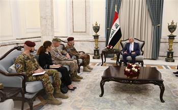 الرئيس العراقي يستقبل الممثل الجديد لبعثة «الناتو» في بغداد
