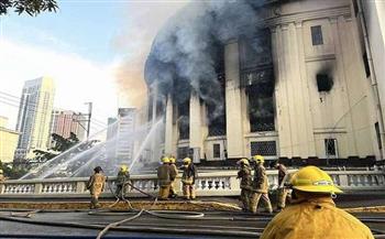 حريق ضخم في مبنى أثري للبريد بالفلبين