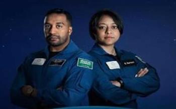 رائدا فضاء سعوديان يصلان إلى محطة الفضاء الدولية للبدء في مهمتهما العلمية