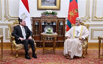 الرئيس السيسي يؤكد لسلطان عمان الحرص على تعزيز العلاقات الثنائية بين البلدين