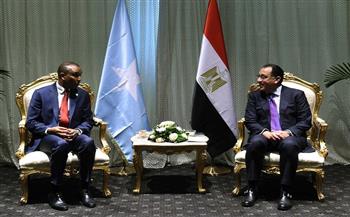 رئيس الوزراء يلتقي نظيره الصومالي على هامش مشاركته في الاجتماعات «البنك الأفريقي للتنمية»