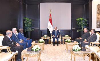 الرئيس السيسي يبحث مع رئيس مفوضية الاتحاد الأفريقي أبرز الملفات المطروحة على أجندة الاتحاد