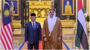 ملك ماليزيا وولي عهد أبو ظبي يبحثان علاقات الصداقة والتعاون بين البلدين