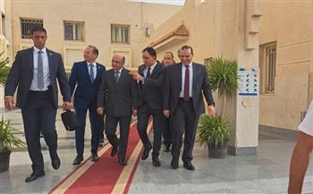 وزير العدل يفتتح فرع للشهر العقاري ويطلق خدمة توثيق زواج الأجانب بجنوب سيناء 