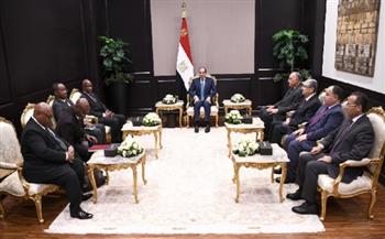 الرئيس السيسي يلتقي رئيس جزر القمر في شرم الشيخ