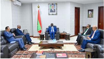 وزير الخارجية الموريتاني يلتقي الممثل الخاص للأمين العام للأمم المتحدة في مالي