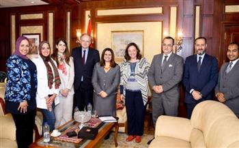وزيرة الهجرة تبحث مع سفير الاتحاد الأوروبي بمصر إطلاق مركز لتأهيل الشباب