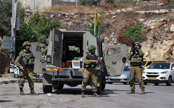 إصابة 4 فلسطينيين بالرصاص الحي خلال مواجهات مع الاحتلال الإسرائيلي شرق رام الله