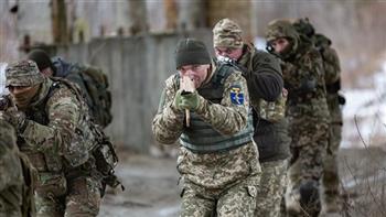 وفد برلماني أوكراني يزور قاعدة عسكرية ألمانية يتدرب فيها الجنود الأوكرانيين