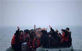 السلطات الفرنسية تنقذ 63 مهاجرا حاولوا عبور قناة المانش