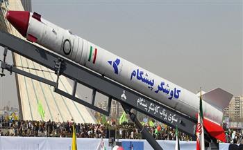 الحرس الثوري الإيراني يعلن إزاحة الستار قريبًا عن صاروخ باليستي فرط صوتي