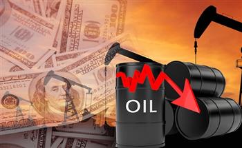 النفط الأمريكي ينخفض دون 70.. وبرنت عند 73.84 دولار للبرميل 
