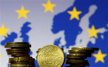 صحيفة: موجة تراجع تضخمية في أوروبا تدفع باتجاه التخلي عن سياسة رفع الفائدة