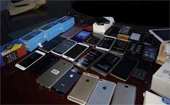 ضبط عنصر إجرامي تخصص في سرقة الهواتف المحمولة من المواطنين بالقاهرة