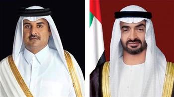 رئيس الإمارات وأمير قطر يبحثان هاتفيا العلاقات الأخوية بين البلدين