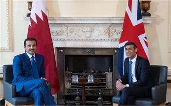 أمير قطر ورئيس الوزراء البريطاني يبحثان العلاقات الاستراتيجية بين البلدين