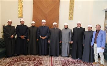 «البحوث الإسلامية» يطلق قوافل التوعية الأسبوعية إلى عدد من المحافظات