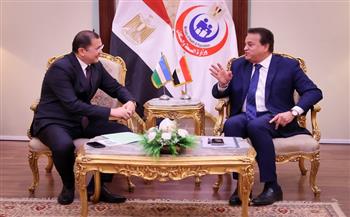 وزير الصحة يبحث مع سفير أوزبكستان تعميق التعاون في مكافحة الفيروسات الكبدية 