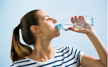 ماذا يحدث لجسمك عندما لا تشربين كمية كافية من الماء ؟