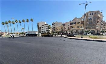 محافظ بورسعيد يعلن قرب انتهاء تطوير شارع الجمهورية ببور فؤاد