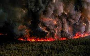 مسؤول كندي: الحرائق تستعر في كندا وقد تستمر طوال الصيف