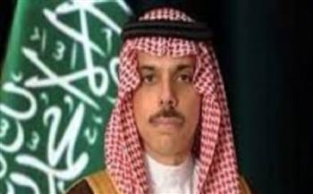 وزيرا خارجية السعودية والبحرين يبحثان سبل تعزيز العلاقات بين البلدين
