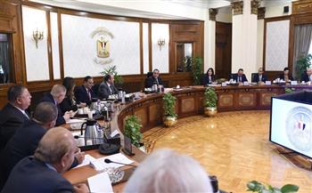 رئيس الوزراء: الاستثمار يحتل صدارة الأولويات لدى الدولة المصرية 