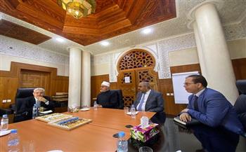 أمين «البحوث الإسلامية» يختتم جولته بالمغرب بزيارة لمؤسسة دار الحديث الحسنية
