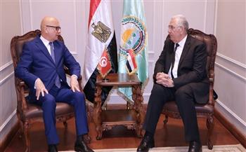 وزير الزراعة يبحث مع وزير الفلاحة التونسي تعزيز سبل التعاون