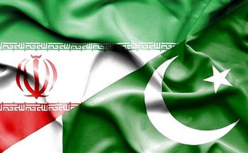 إيران وباكستان تبحثان تعزيز التعاون الثنائي في المجال الدفاعي