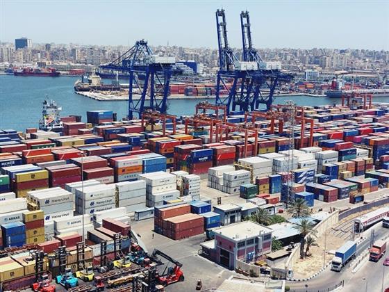 ميناء الإسكندرية الكبير.. مشروعات كبرى لتطوير أهم وأقدم الموانئ المصرية