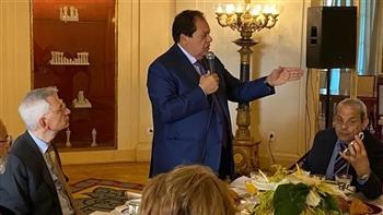 أبو العينين لرؤساء كبري الشركات الفرنسية: «الرئيس السيسي يبني جمهورية جديدة»