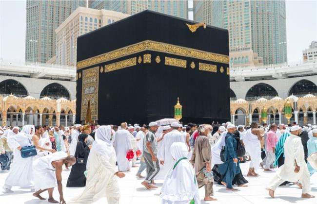 يجوز الطواف للحائض.. الأزهر يوضح 12 حكمًا من أحكام المرأة في الحج
