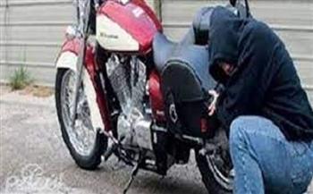 سقوط المتهمين بسرقة دراجة نارية في الشرقية