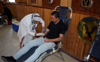 أمن البحر الأحمر ينظم حملة تبرع بالدم لصالح المرضى والمصابين 