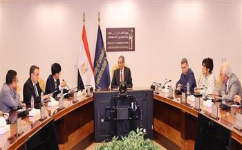 وزير الاتصالات يستقبل رئيس شركة سامسونج للإلكترونيات- مصر