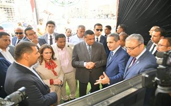 وزيرا التنمية المحلية والهجرة ومحافظ الغربية يشهدون تشغيل تطبيق «فرزاوي» لتجميع القمامة والزيوت 