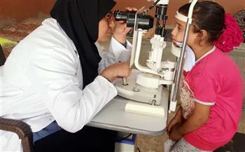 تنظيم قافلة طبية للكشف عن أمراض العيون بقرية السلام في الأقصر 