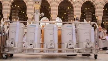 400 طن من ماء زمزم لضيوف الرحمن بالمسجد النبوي يوميًا في موسم الحج