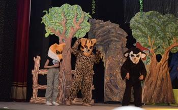 ثقافة المنيا تقدم العرض المسرحي «طق طق ابن الغابة»