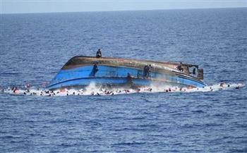 فقدان 37 مهاجرًا إثر غرق قارب