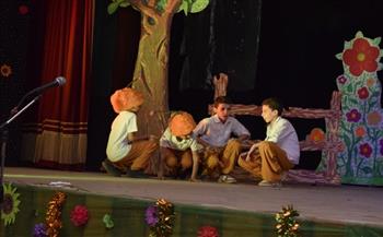 استمرار عرض مسرحية الأطفال «طق طق ابن الغابة» بالمنيا