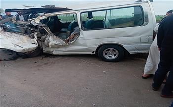 إصابة 14 شخصًا فى حادث تصادم ميكروباص مع نقل بطريق «الغردقة - غارب»