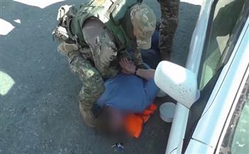 الأمن الروسي يعتقل مشبوها موّل شراء عتاد لقوات كييف