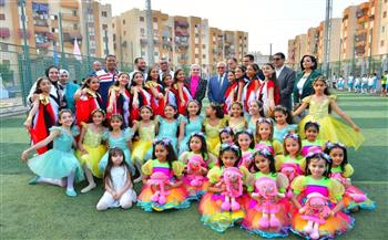 محافظ بورسعيد يشارك المواطنين بالحي الإماراتي الاحتفال بعيد الأضحى 