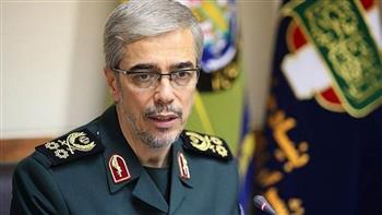 وزير الدفاع الروسي يتلقى دعوة من قائد أركان الجيش الإيراني لزيارة طهران