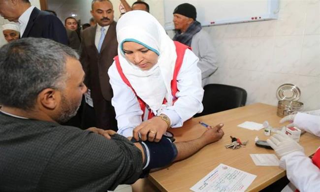 الصحة في عهد الرئيس السيسي.. مبادرات غير تقليدية والقضاء على فيروس سي أبرز الإنجازات في 9 سنوات 