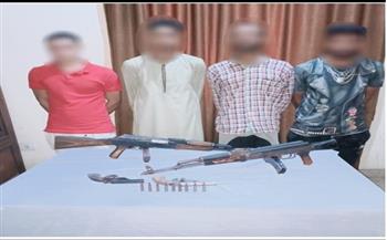 ضبط 15 قطعة سلاح بحوزة 11 متهما في سوهاج