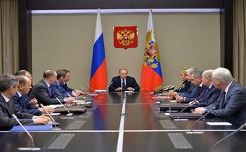 مجلس الأمن القومي الروسي يعد إجراءات لمنع الغرب من إثارة أزمة اقتصادية في البلاد